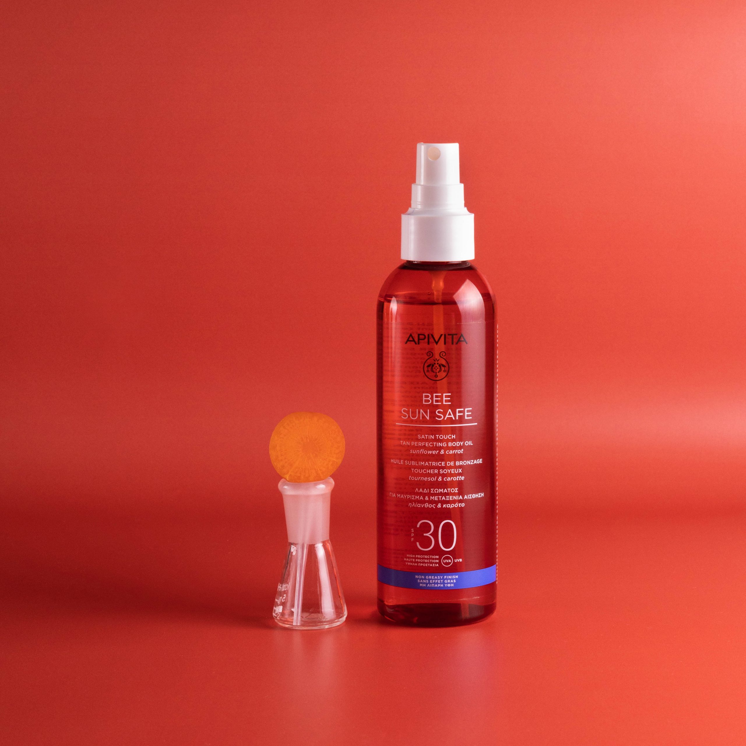 Satin touch tan perfecting body oil - Image 4